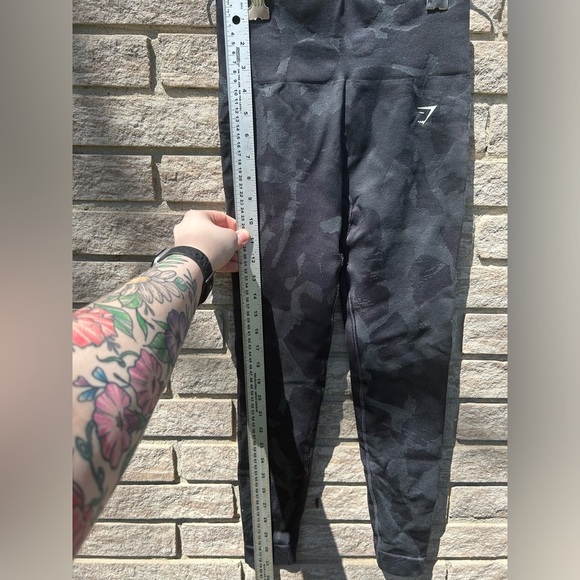Gymshark Black and Grey Adapted State Leggings - Picture 4 of 5